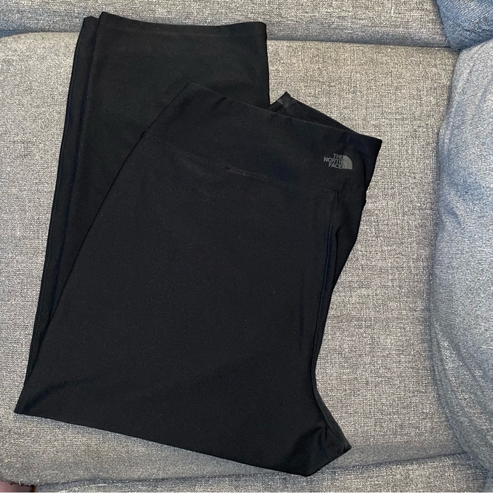 The North Face Women’s 2X Stretch Wide Leg Black Activewear Pants
